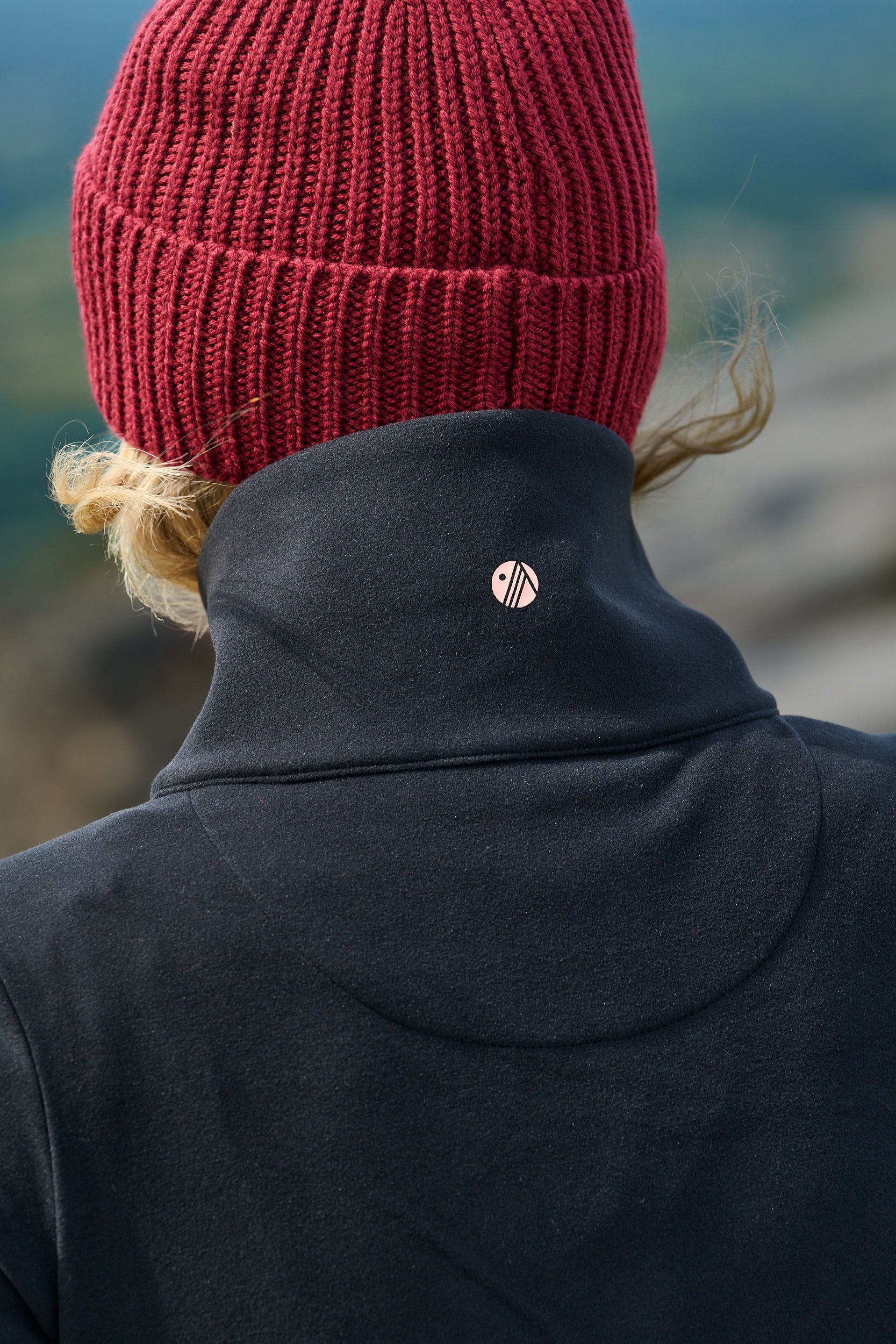 Endurasoft Quarter Zip - Black