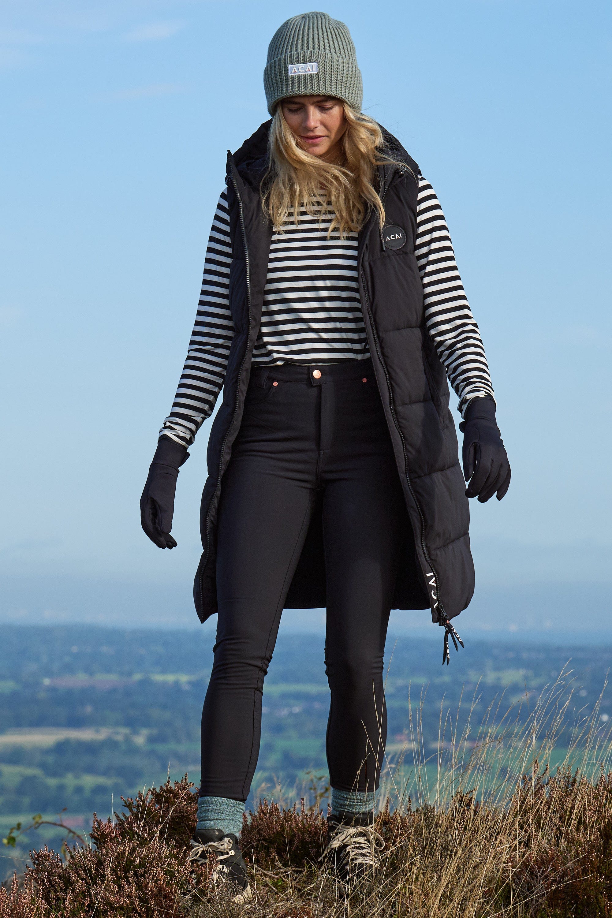 Envelop Longline Gilet - Black Jackets