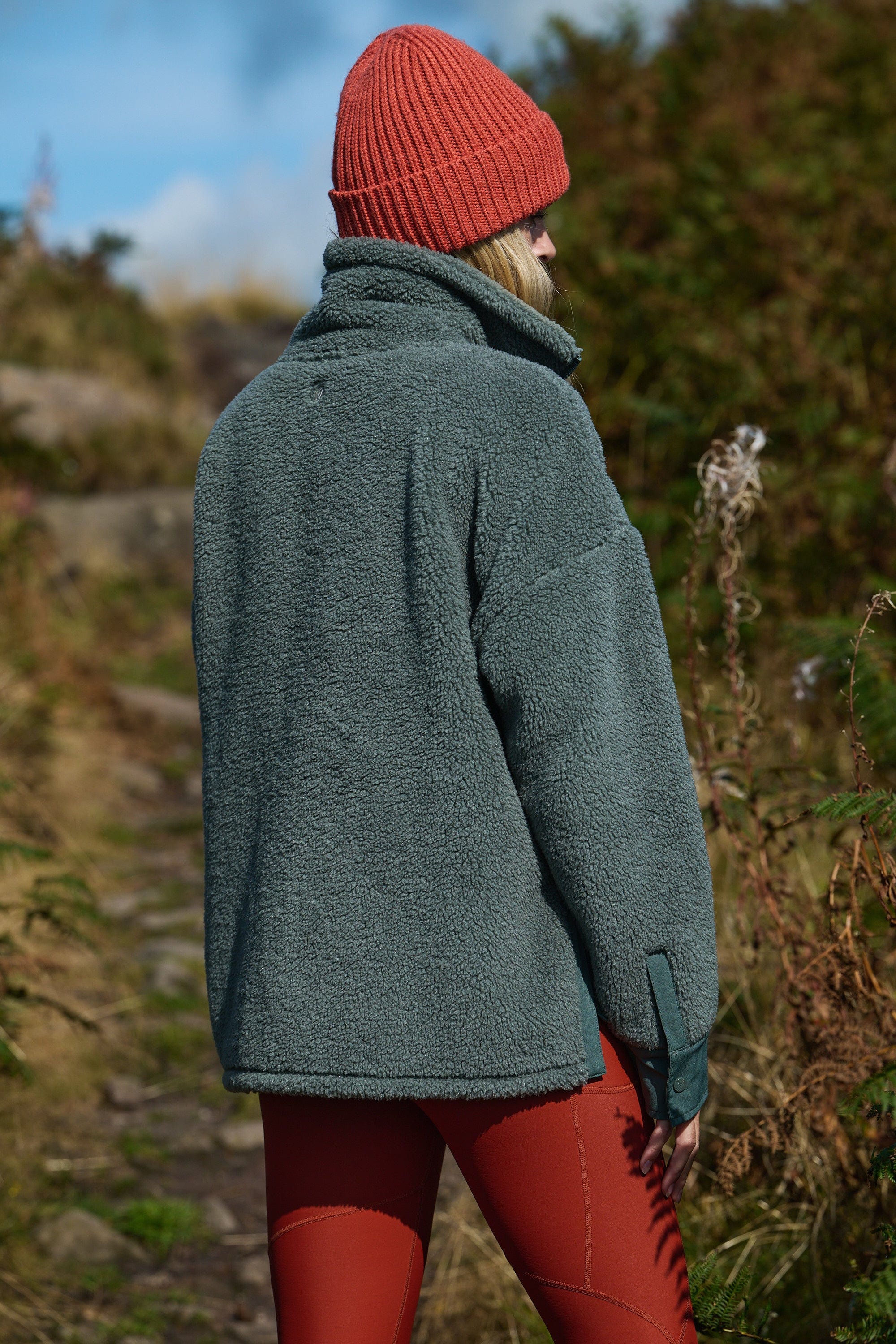 On The Go Fleece - Laurel Sweatshirt