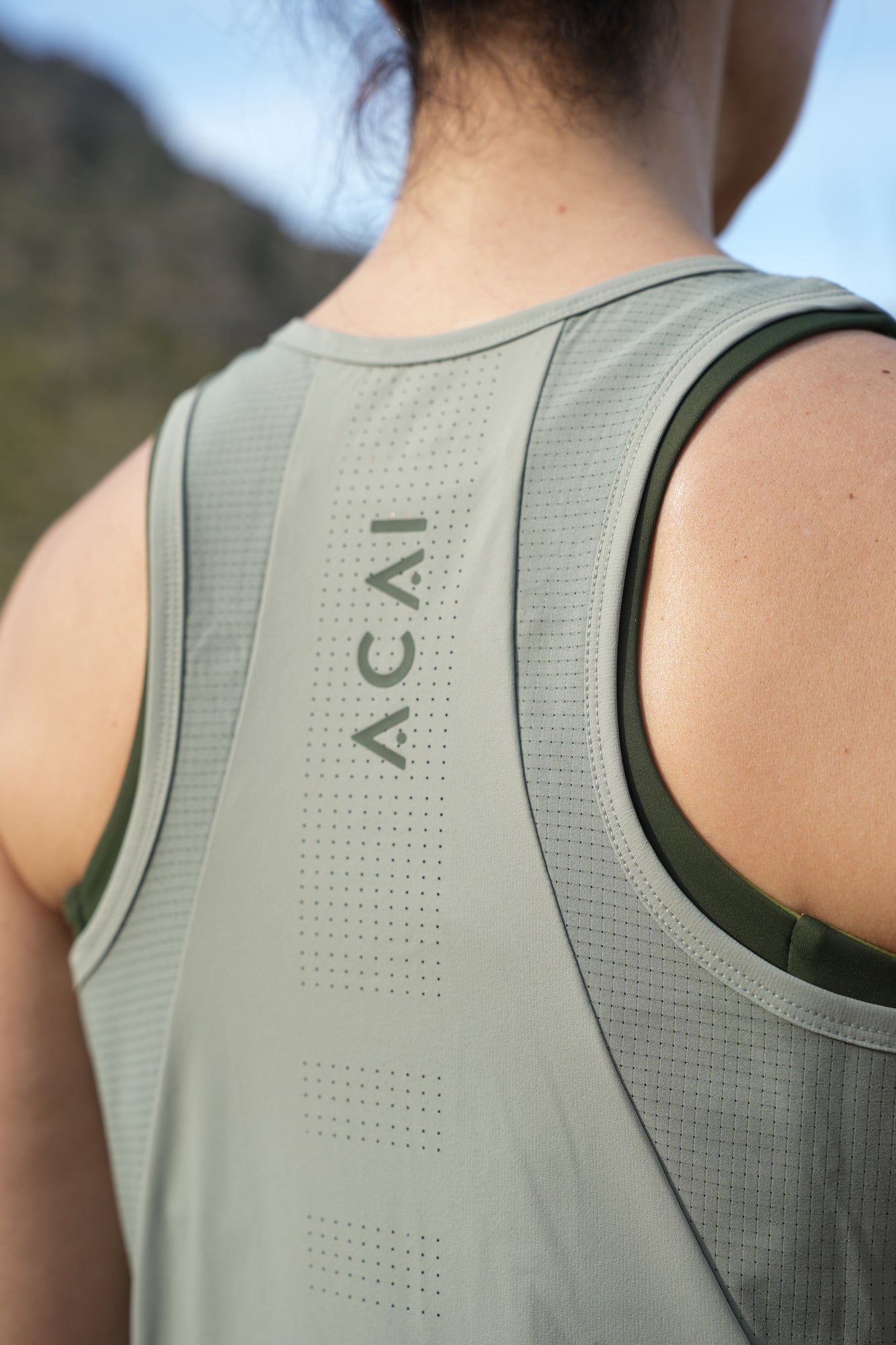 Airlite Performance Vest - Soft Khaki