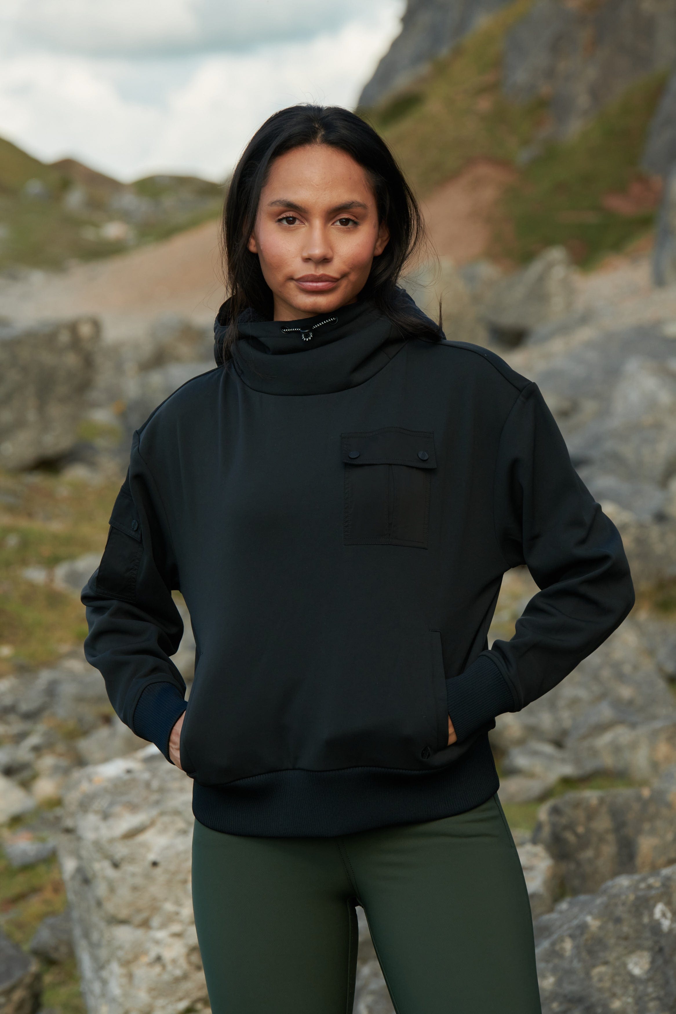 Go Explore Hoodie - Black Sweatshirt