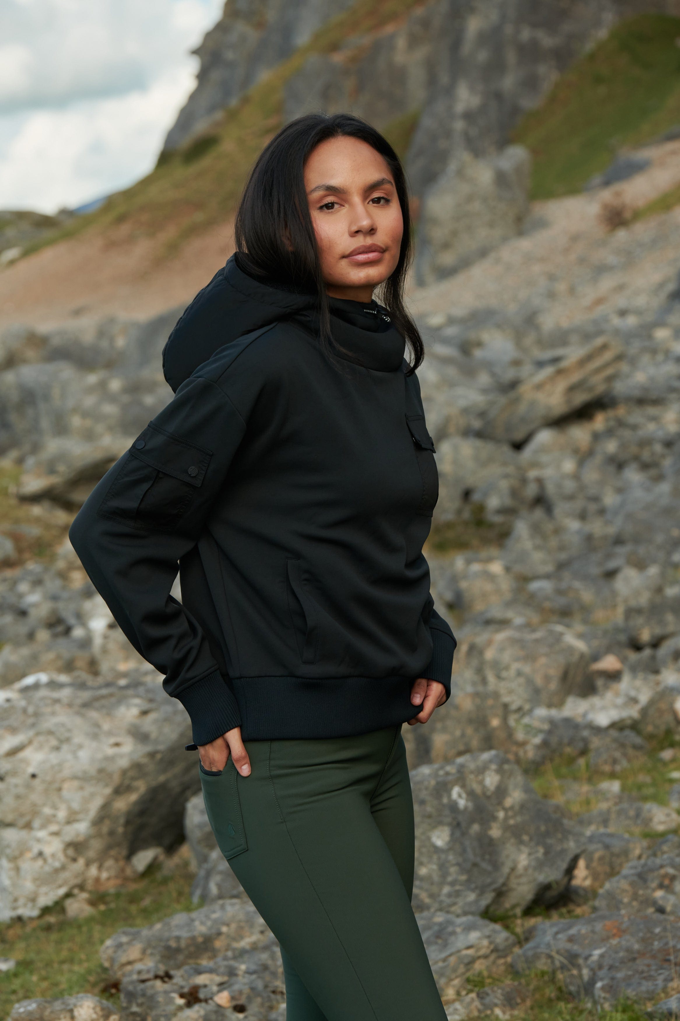 Go Explore Hoodie - Black Sweatshirt
