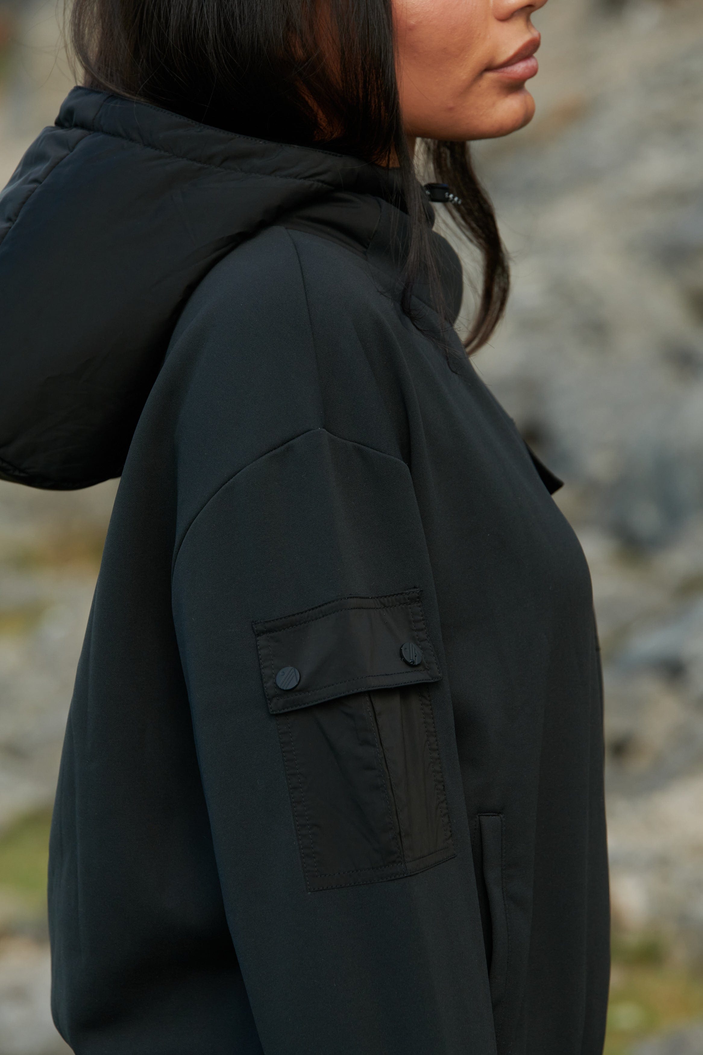 Go Explore Hoodie - Black Sweatshirt