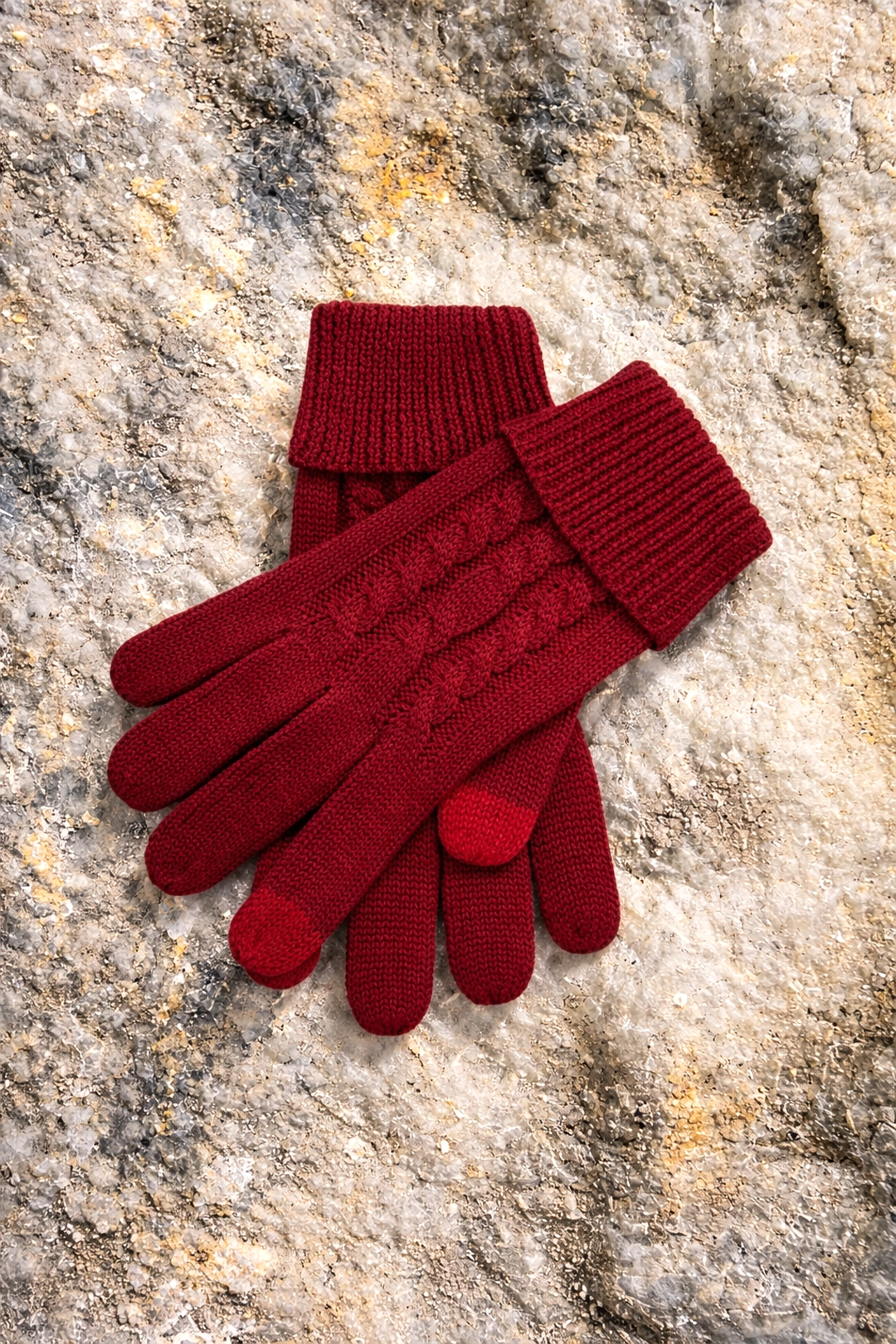 Merino Knitted Gloves - Cabernet