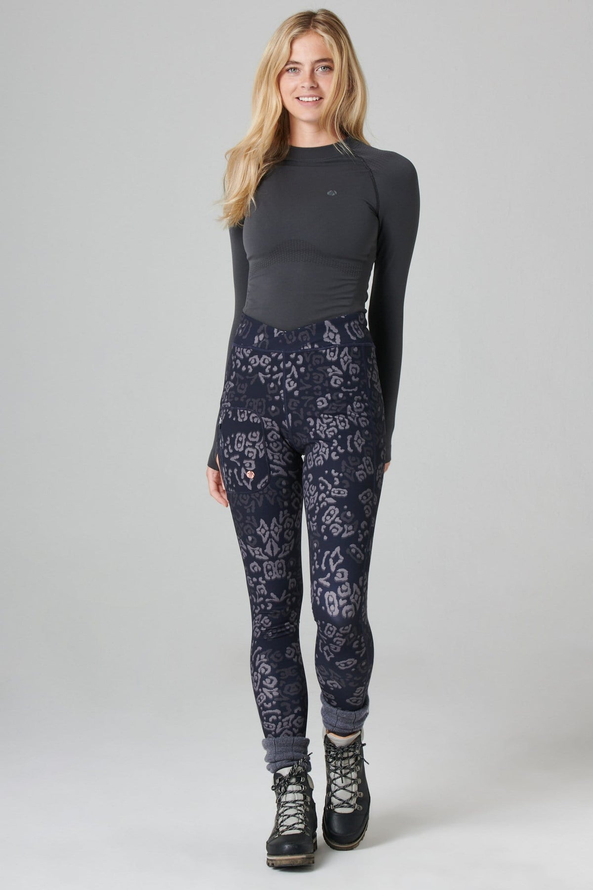 The Recycled Outdoor Leggings - Navy Wild Print Leggings