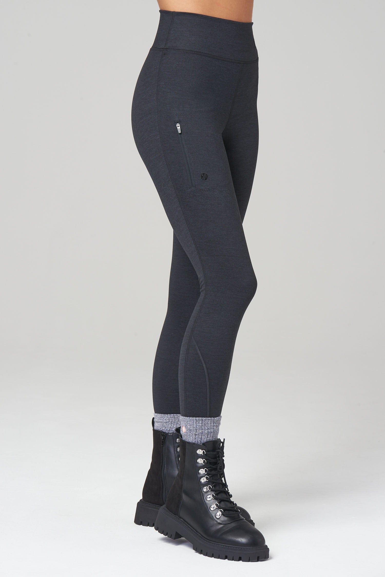 Thermal Outdoor Leggings - Black Leggings