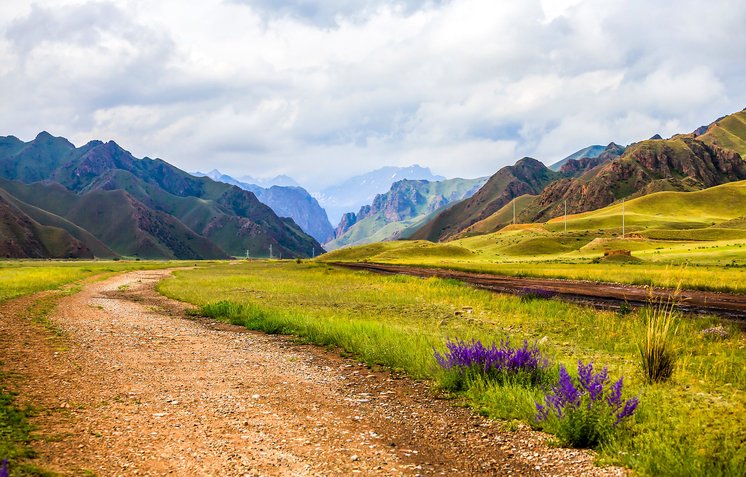 Women's Outdoor Activewear