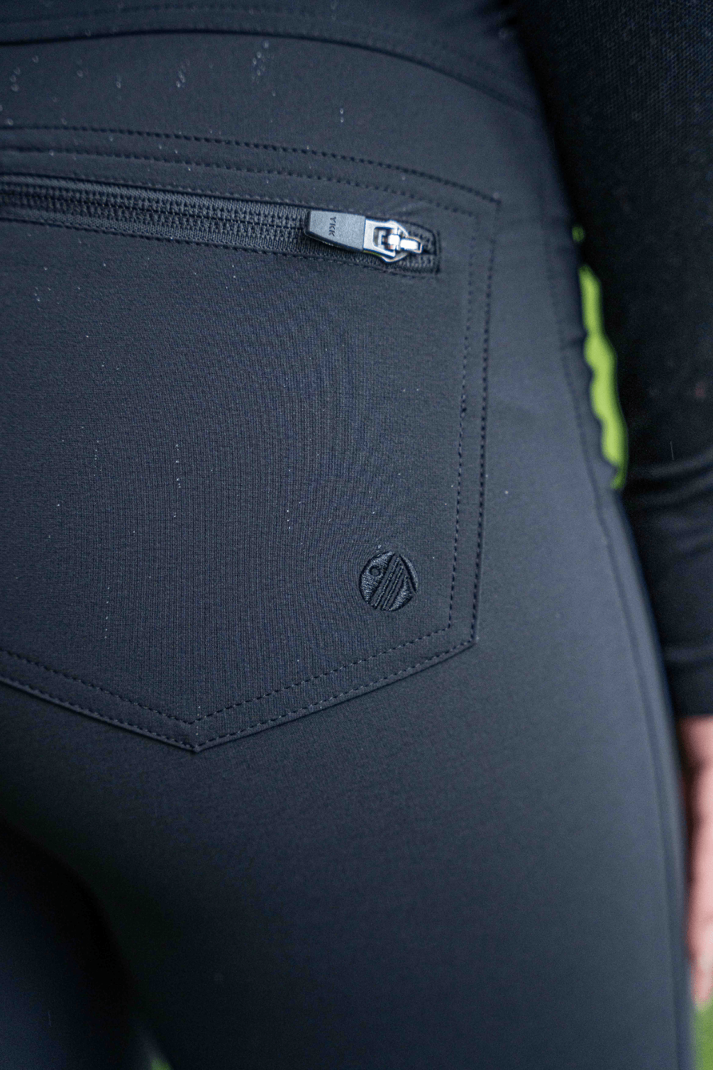 ACAI MAX Stretch Skinny Outdoor Trousers – Review – Abelia's Corner