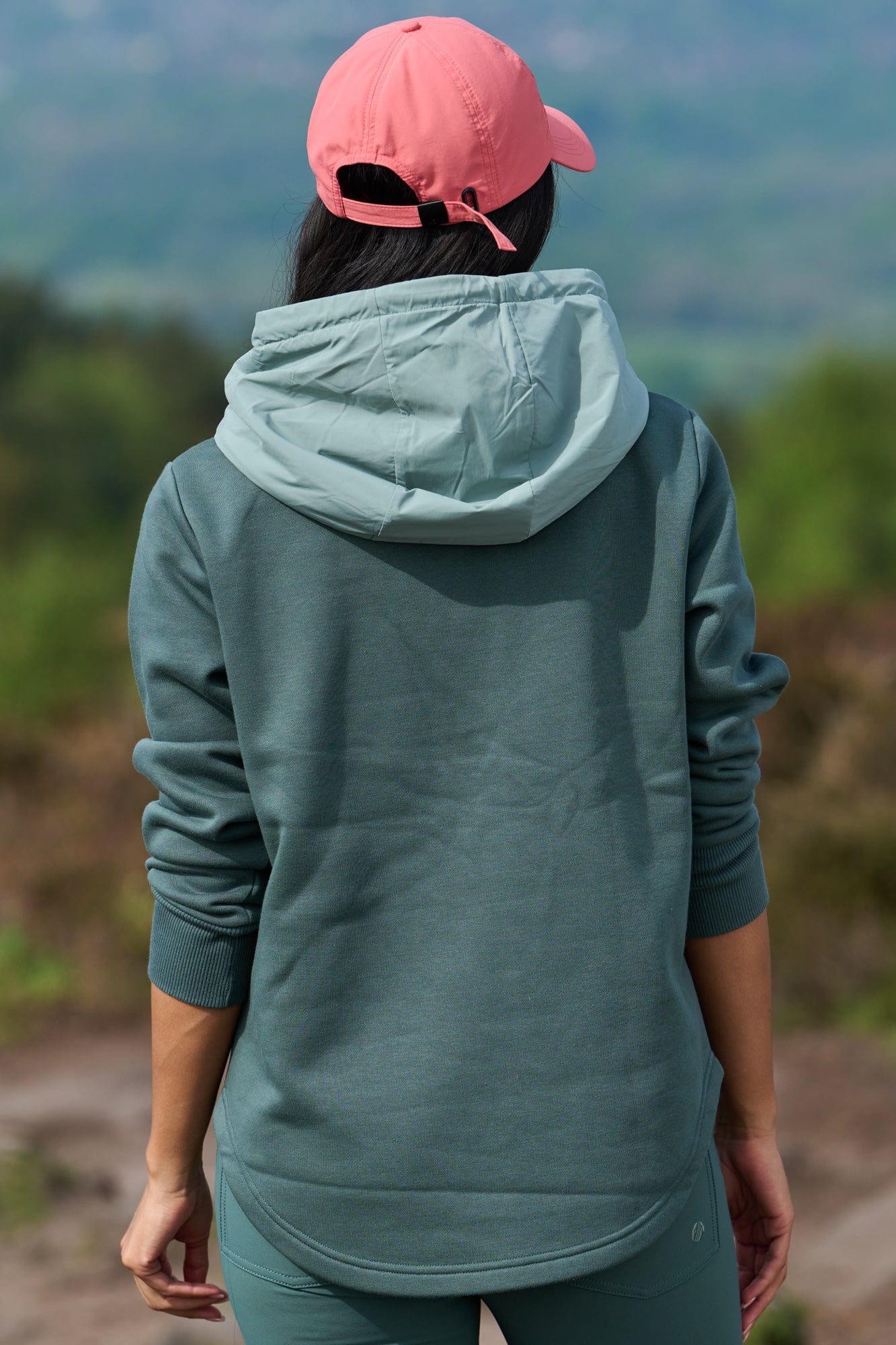 Weekender Hoodie - Laurel Sweatshirt  