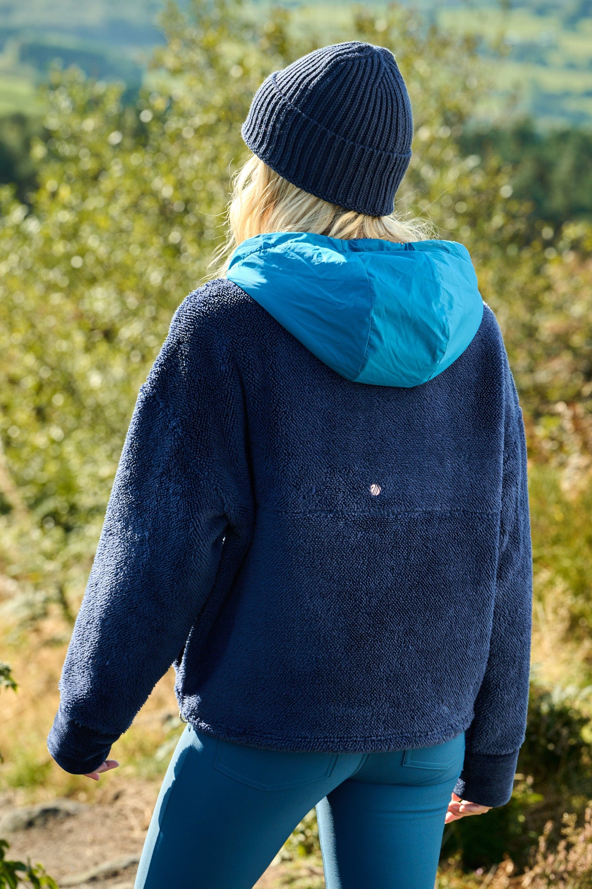 Summit Seeker Fleece - Deep Navy Sweatshirt  