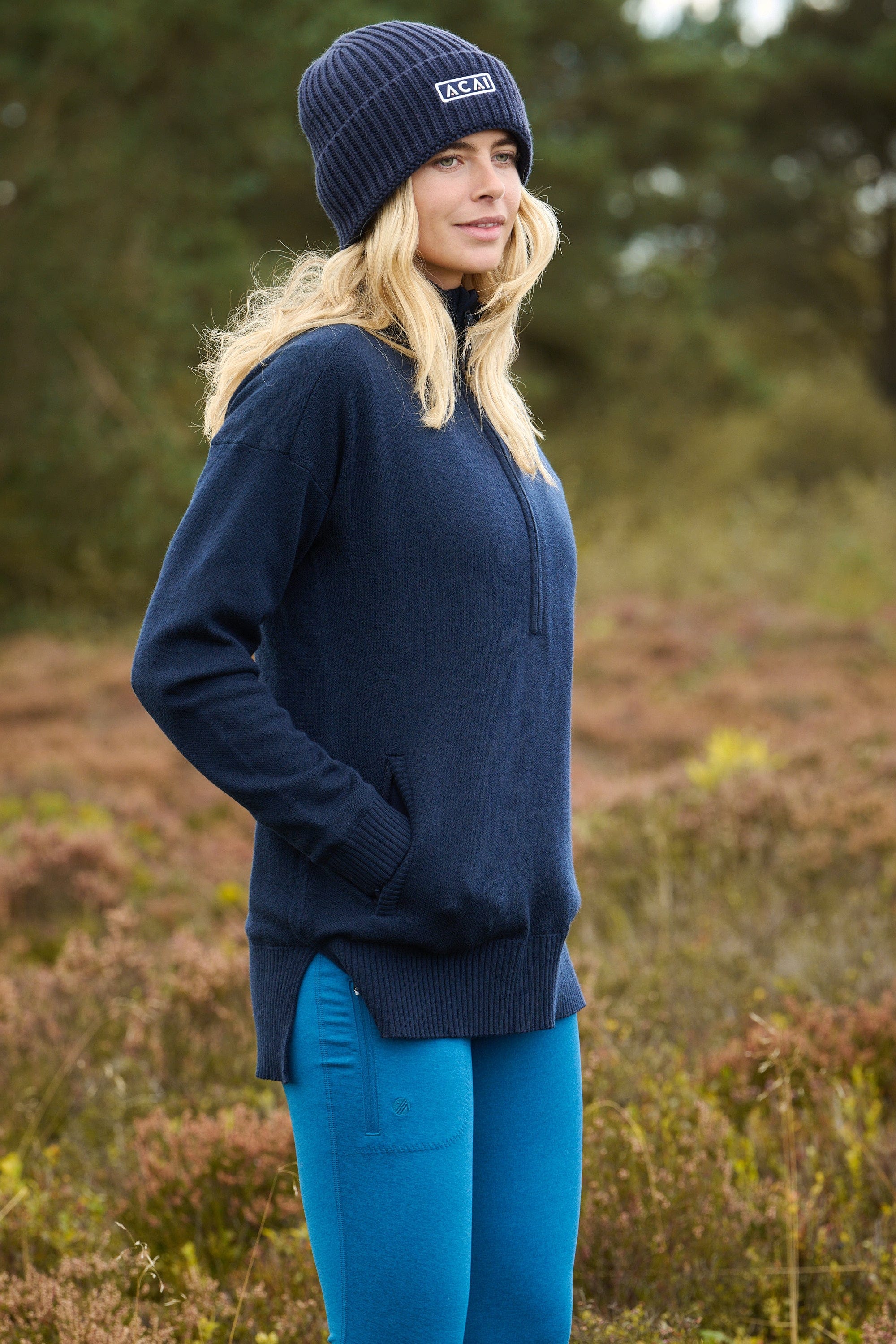 Windchaser Sweater - Midnight Blue Sweatshirt  