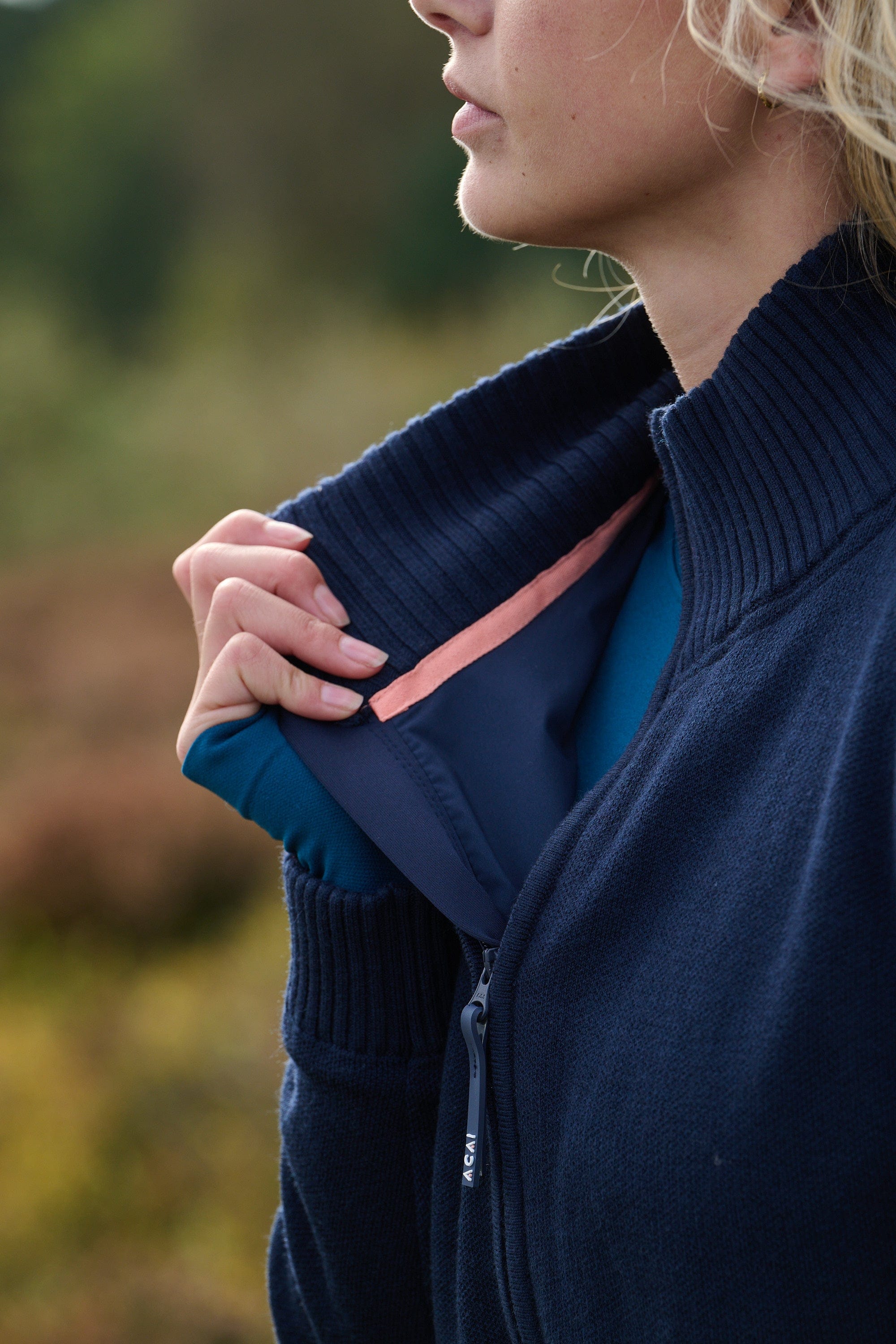 ACAI Outdoorwear | Women's Warm Winter Sweater With Wool & Pockets