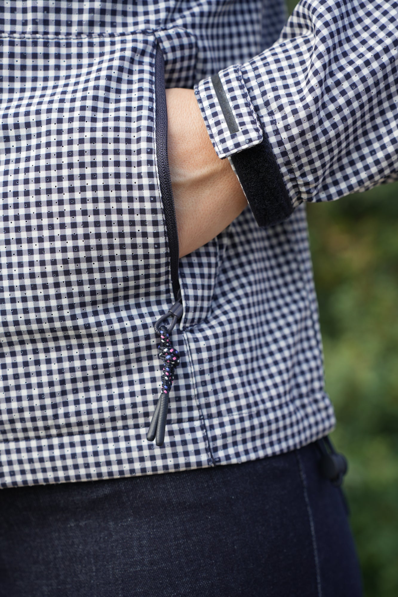 Airlite Windbreaker Jacket - Deep Navy Gingham