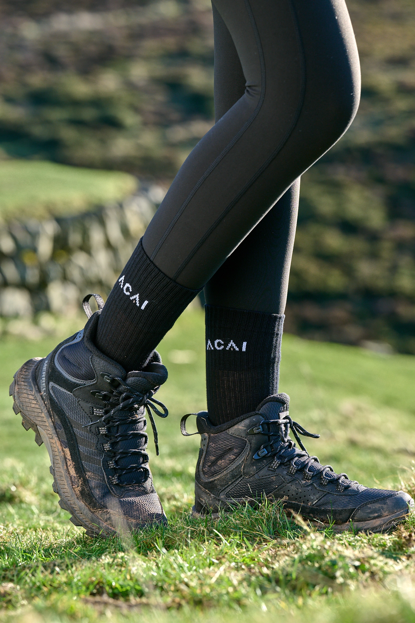 Everyday Crew Socks 2 Pack - Black and White Socks