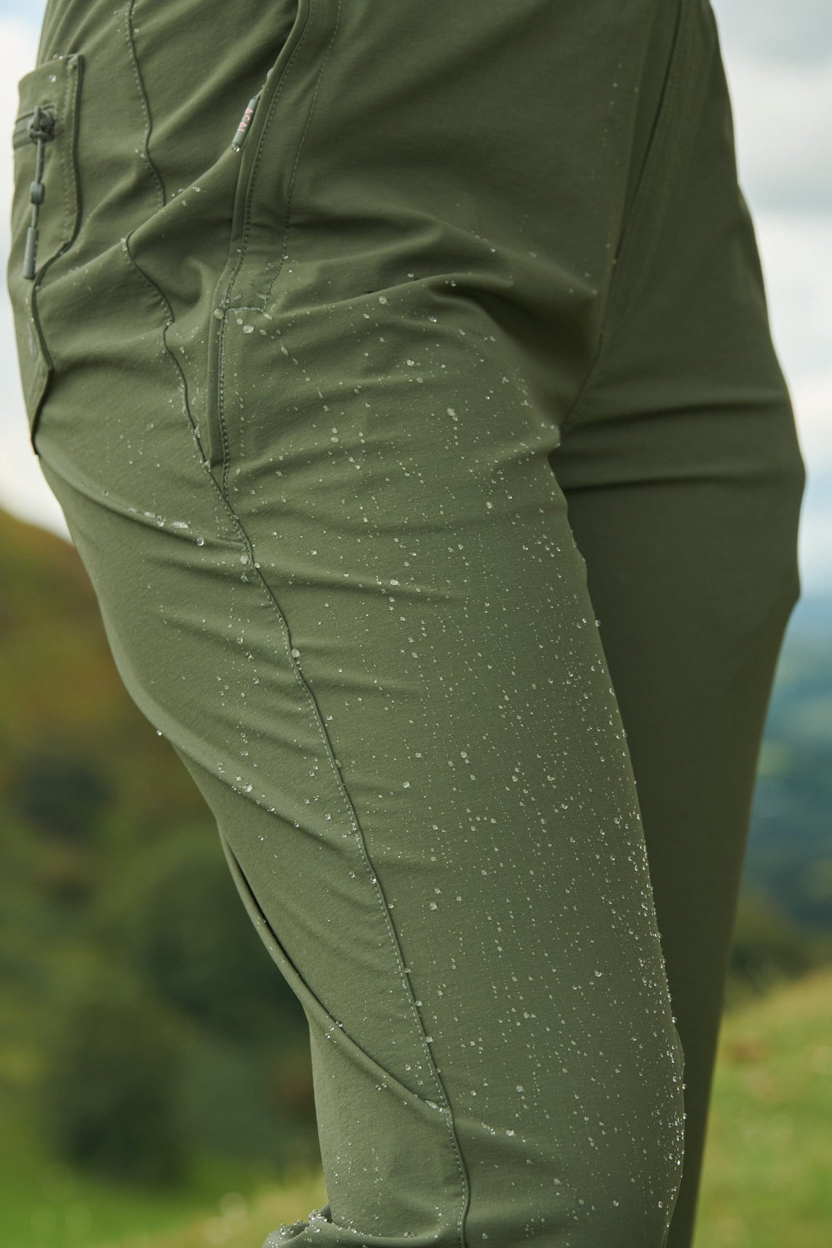 Atlas Pants - Khaki Trousers  