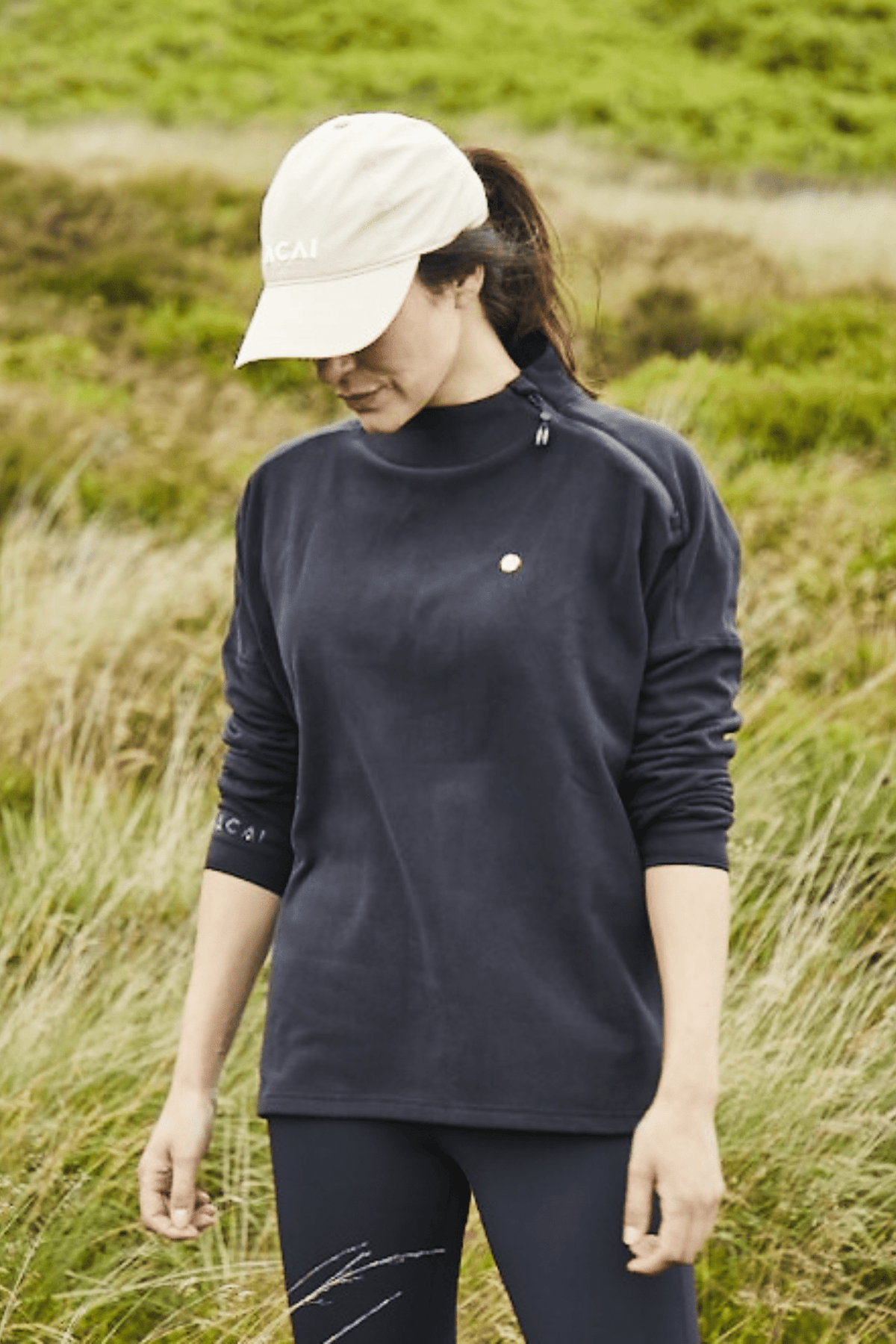 Escape Fleece - Black Sweatshirt  