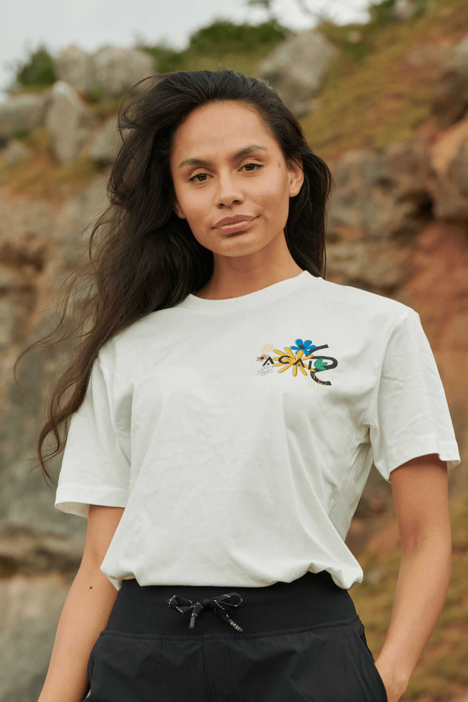 ACAI X Caroline Dowsett Outdoorsing Tee - Flowers T-Shirts  