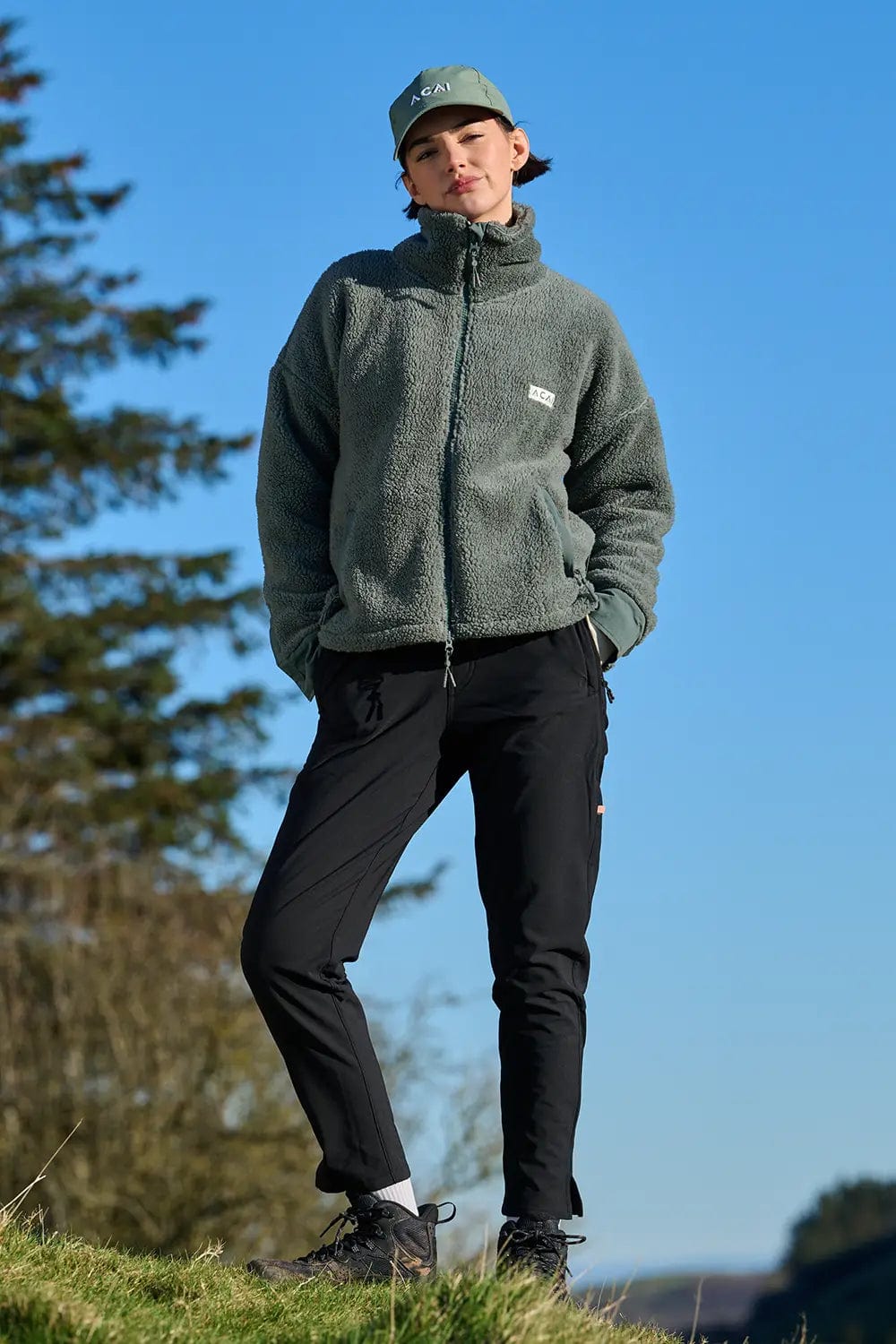 On The Go Fleece - Laurel Sweatshirt