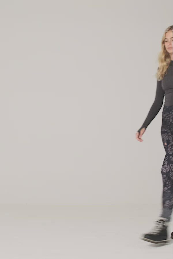 The Recycled Outdoor Leggings - Navy Wild Print Leggings