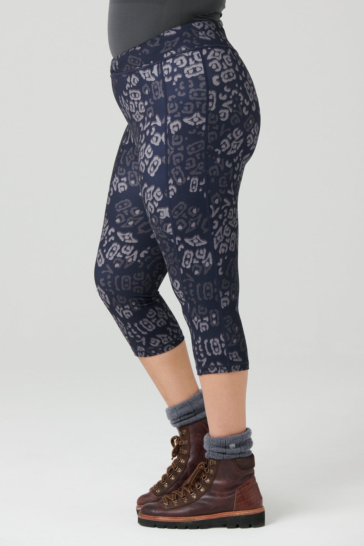 The Recycled Outdoor Capri Leggings - Navy Wild Print Leggings  