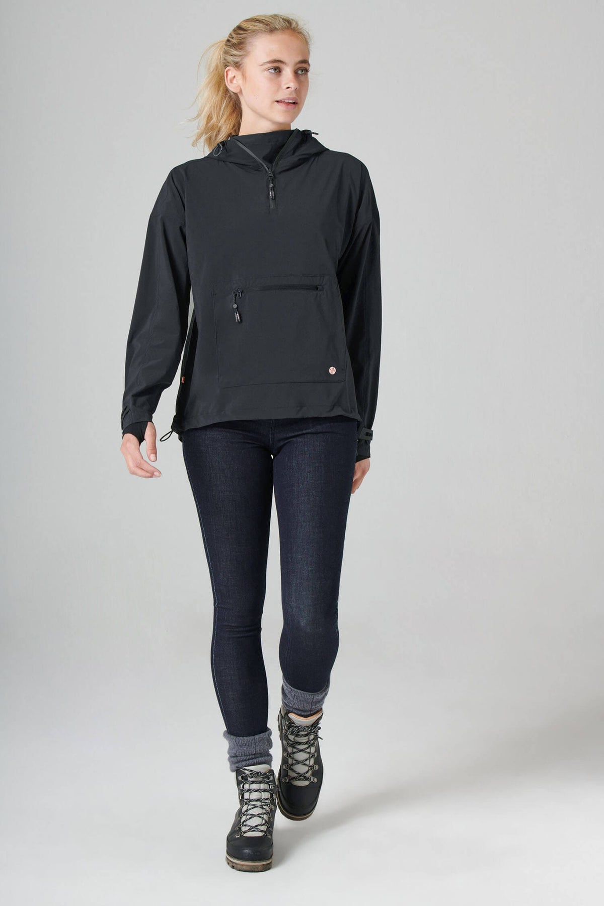 The Outdoor Showerproof Popover - Charcoal Jackets  